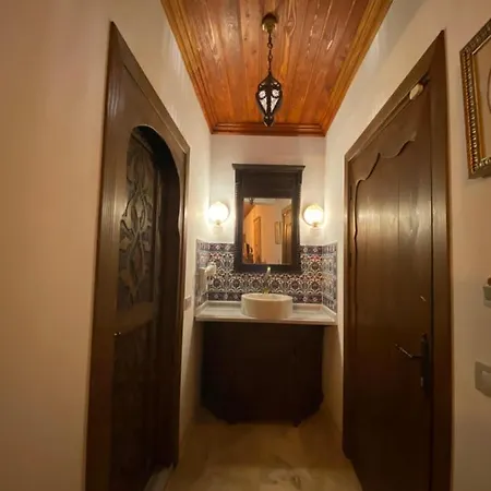 Отель Ephesus 2*