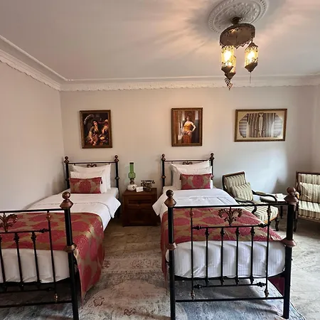 Ephesus Hotel 2*