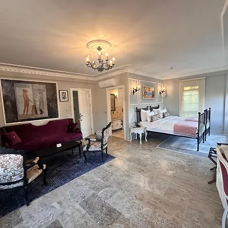 Ephesus Hotel 2*